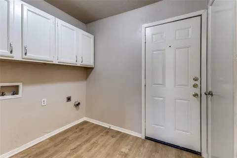 $240,000 | 4426 Mayflower Drive, Garland, TX 75043