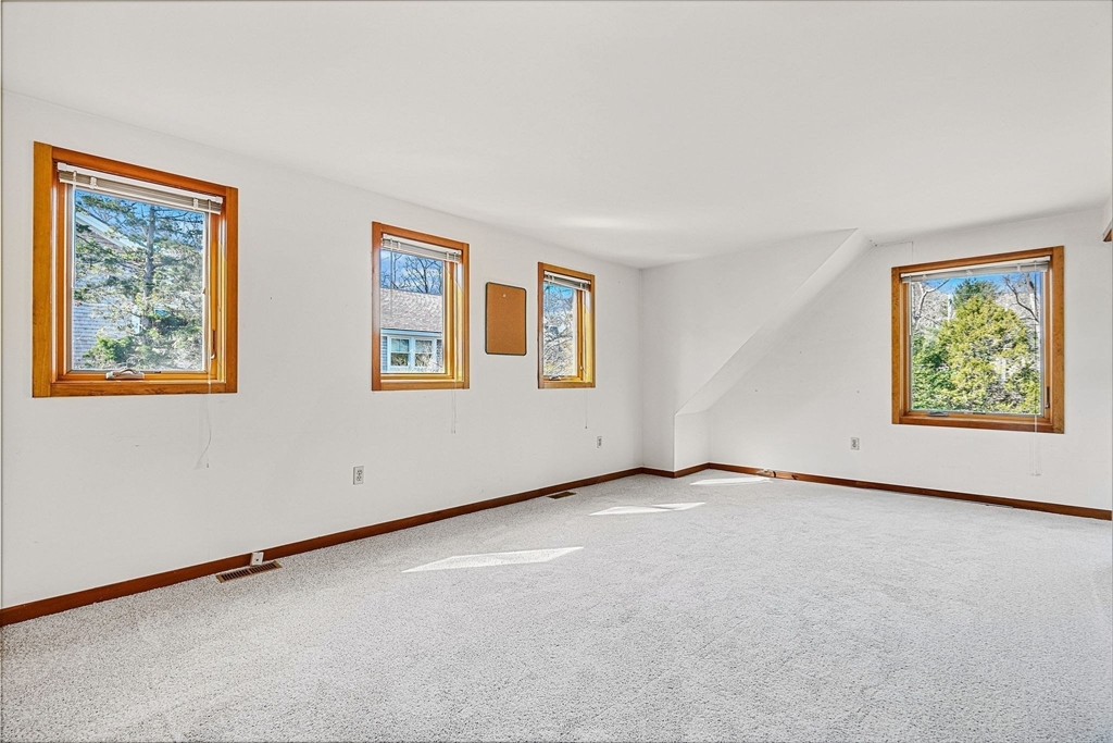 11 Fells Road Falmouth, MA 02540 - Photo 16 of 26 Gallery Image 16