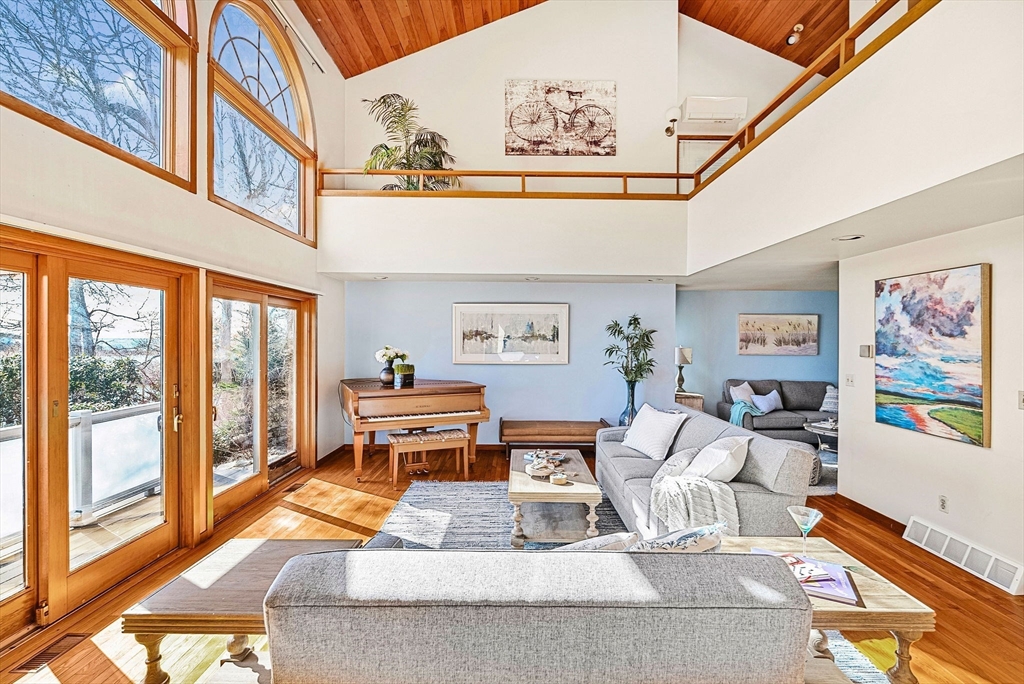11 Fells Road Falmouth, MA 02540 - Photo 10 of 26 Gallery Image 10