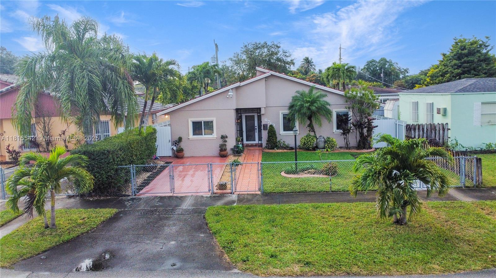 6710 Southwest 33rd Street Miami, FL 33155 - Photo 26 of 32 Gallery Image 26
