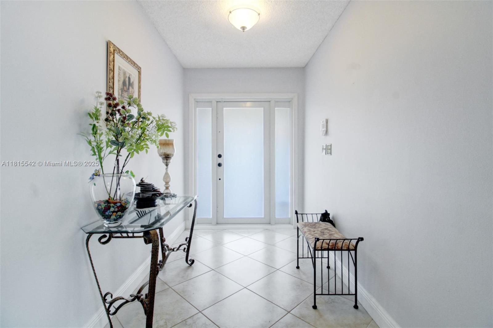 6710 Southwest 33rd Street Miami, FL 33155 - Photo 7 of 32 Gallery Image 7