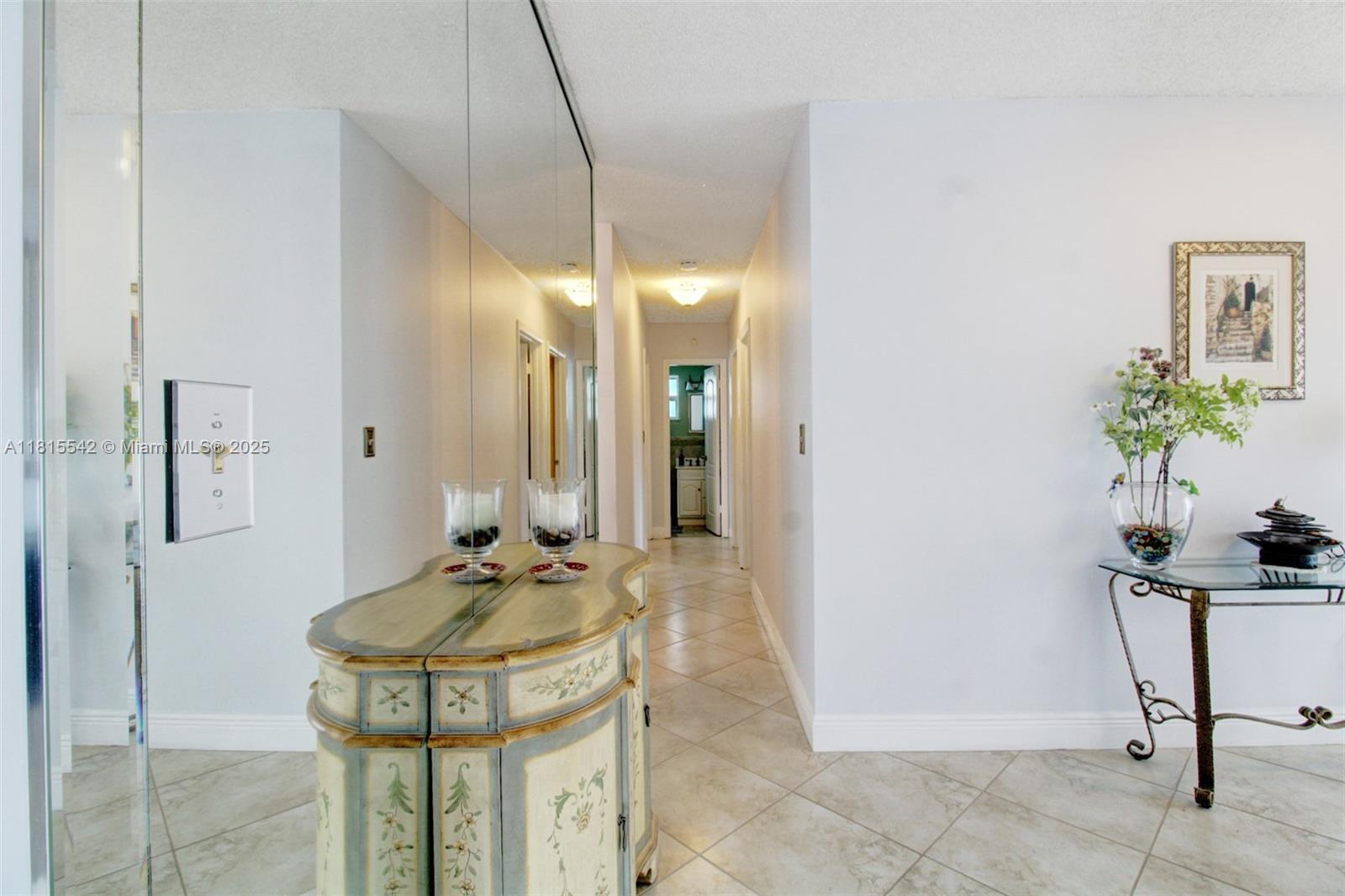6710 Southwest 33rd Street Miami, FL 33155 - Photo 8 of 32 Gallery Image 8