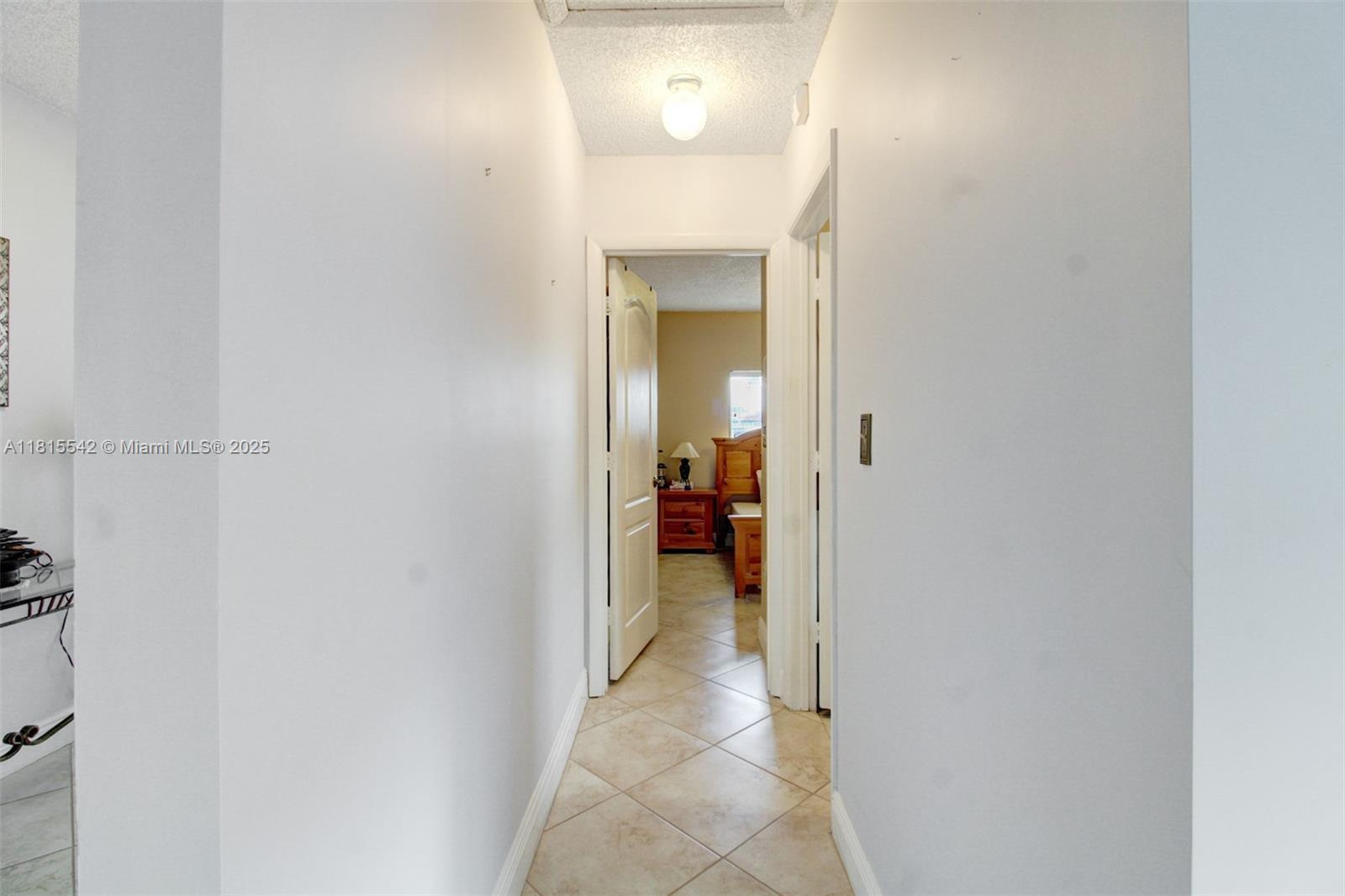 6710 Southwest 33rd Street Miami, FL 33155 - Photo 9 of 32 Gallery Image 9