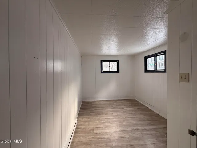 $1,200 | 54 Arch Street, Unit DOWN, Amsterdam, NY 12010