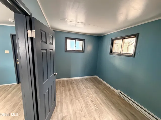 $1,200 | 54 Arch Street, Unit DOWN, Amsterdam, NY 12010