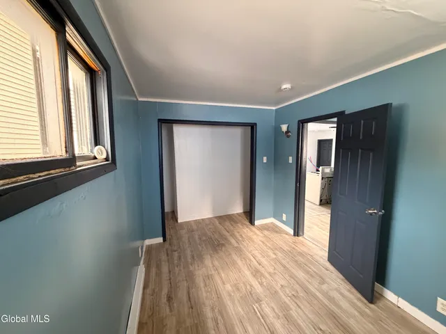 $1,200 | 54 Arch Street, Unit DOWN, Amsterdam, NY 12010