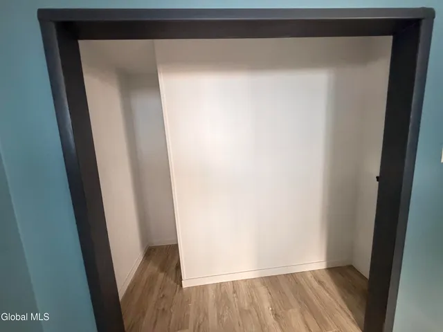 $1,200 | 54 Arch Street, Unit DOWN, Amsterdam, NY 12010