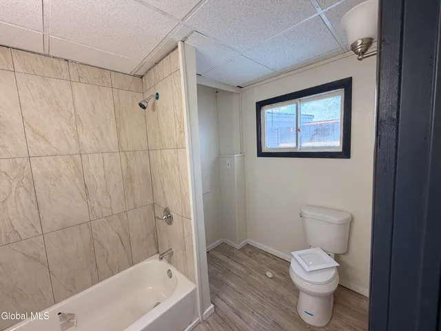 $1,200 | 54 Arch Street, Unit DOWN, Amsterdam, NY 12010