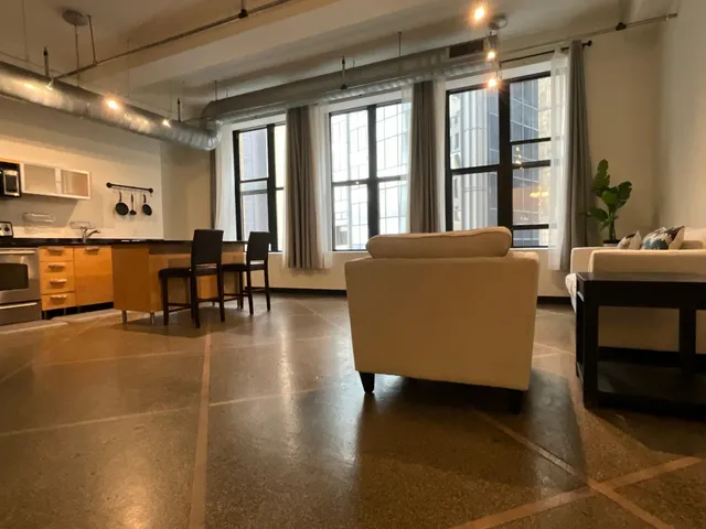 $145,000 | 350 St Peter Street, Unit 405, St. Paul, MN 55102