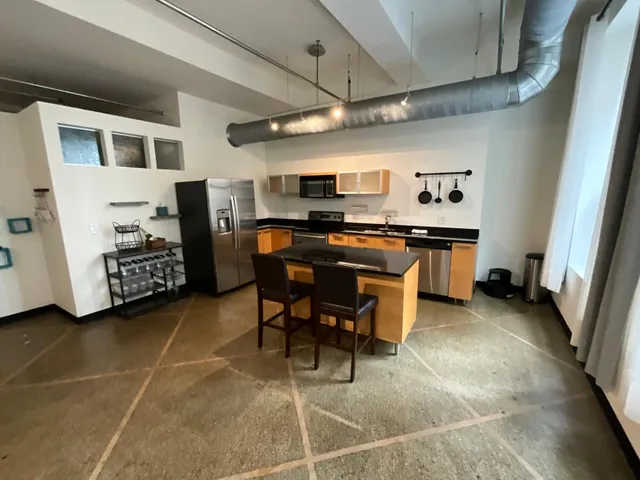 $145,000 | 350 St Peter Street, Unit 405, St. Paul, MN 55102