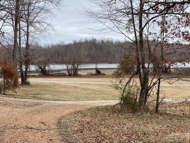 126 Emergency Road Big Sandy, TN 38221 - Photo 7 of 14 Photo 7
