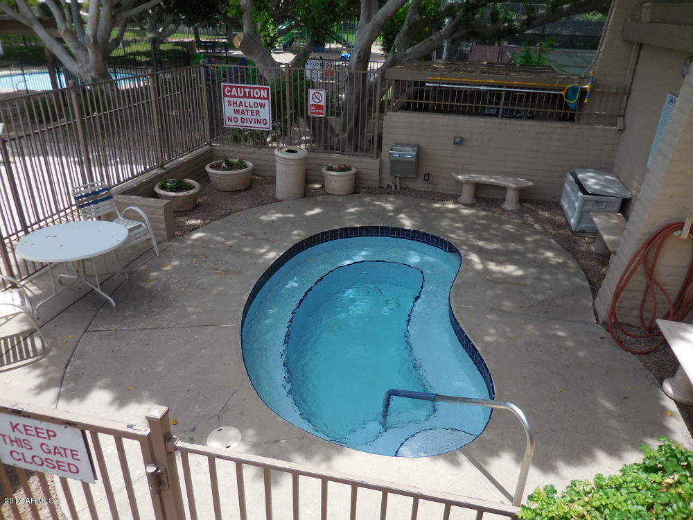 5608 South Crows Nest Road Tempe, AZ 85283 - Photo 33 of 35 hot tub