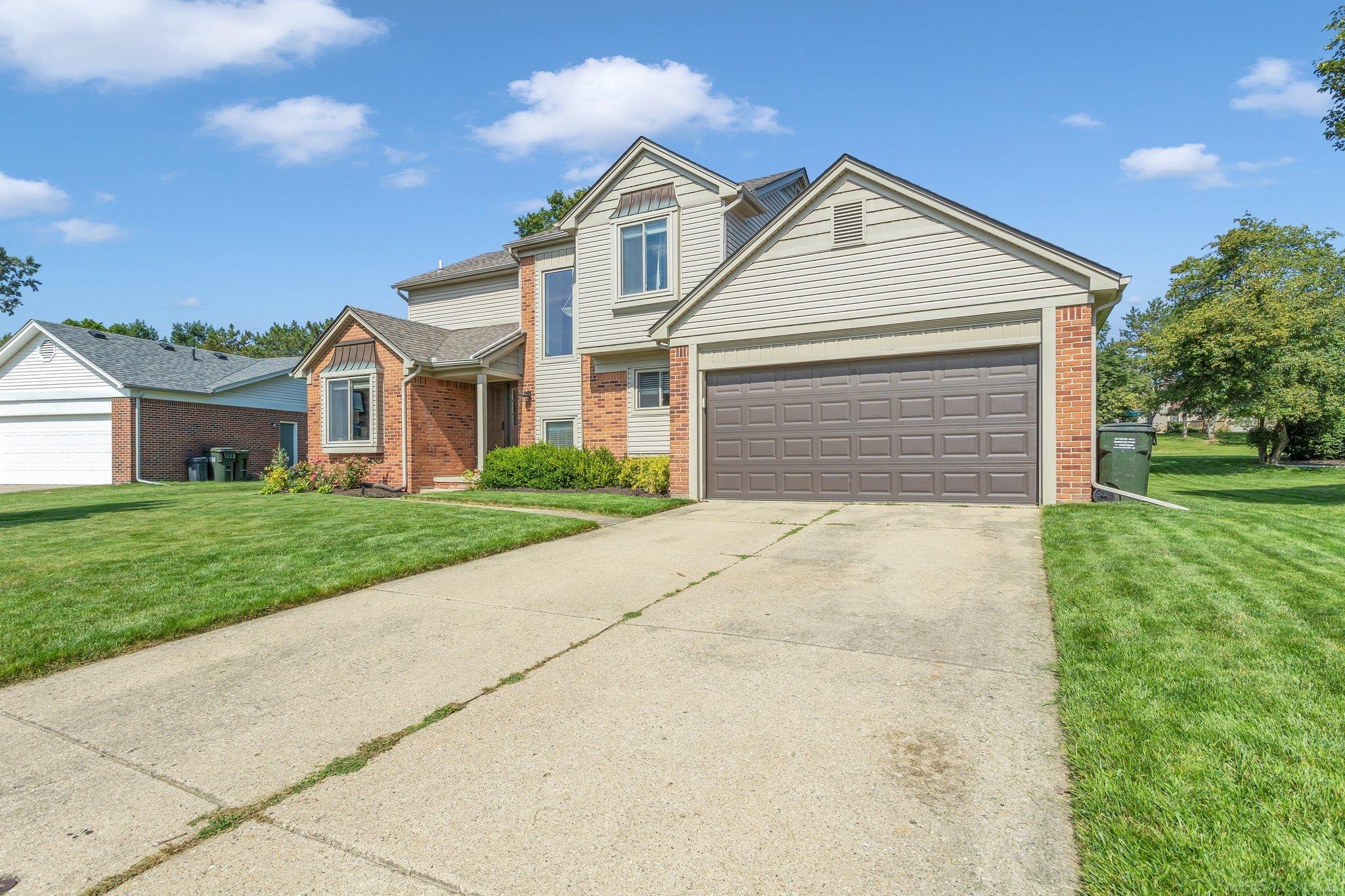 690 Baker Street Rochester, MI 48307 - Photo 2 of 30 50147867-5535ea5e-7888-4551-873d-38e4dee0470b.JPG