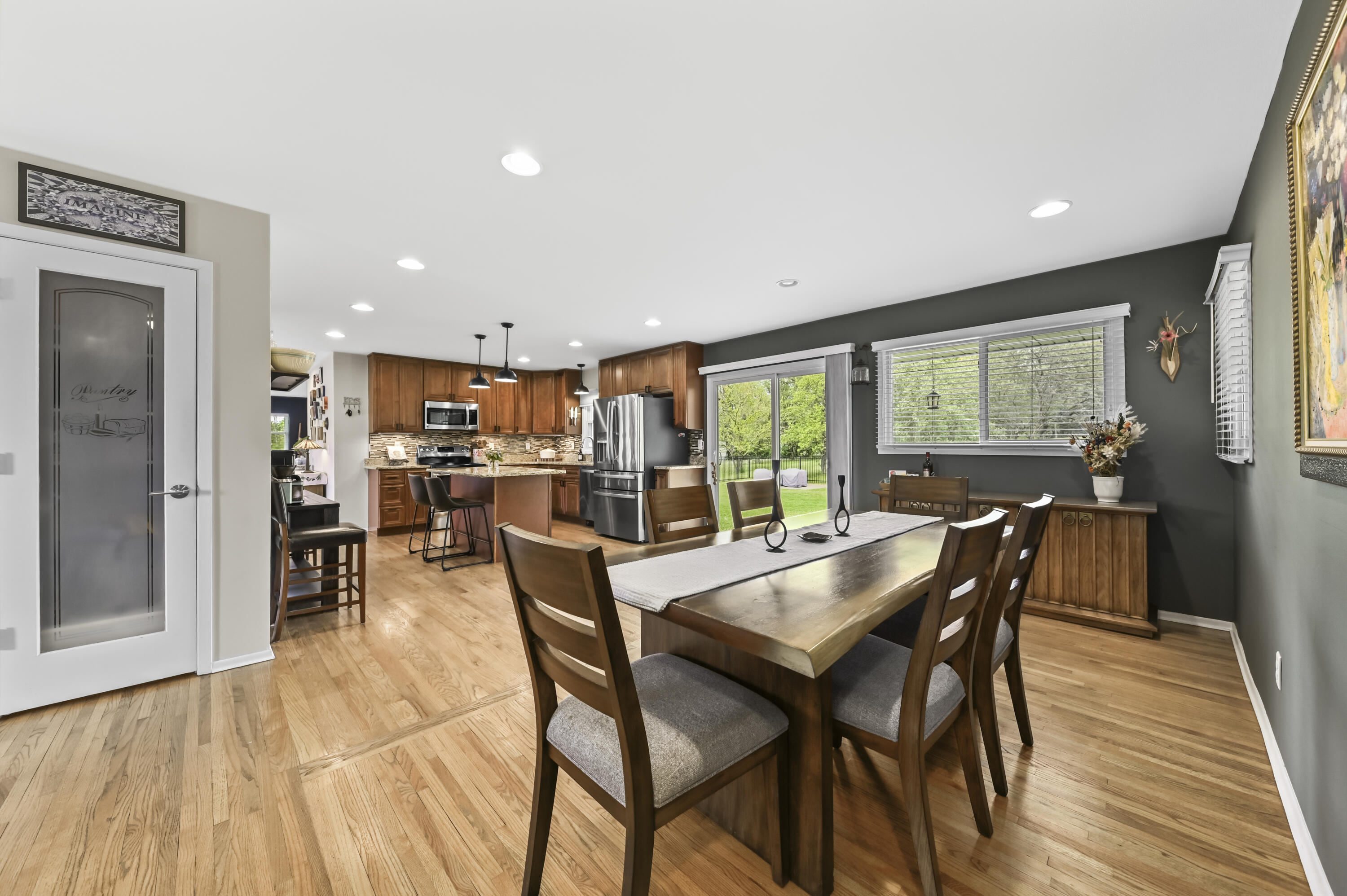 W220N9740 Amy Belle Road Germantown, WI 53017 - Photo 14 of 36 Dining