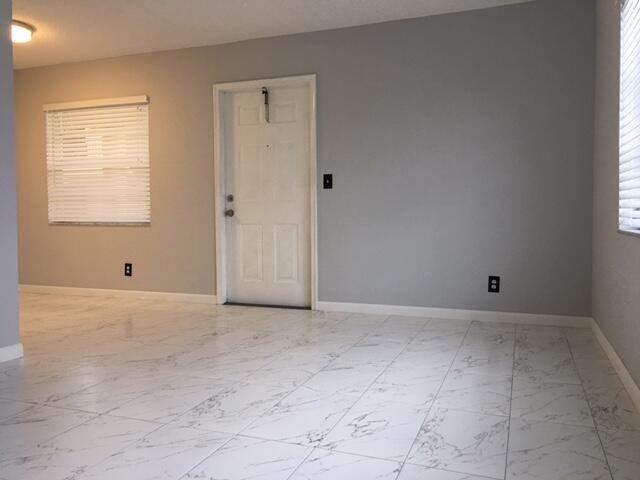 1210 Old Boynton Road, Unit 110 Boynton Beach, FL 33426 - Photo 4 of 15 Entry living