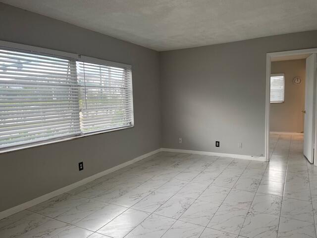 1210 Old Boynton Road, Unit 110 Boynton Beach, FL 33426 - Photo 6 of 15 Living room