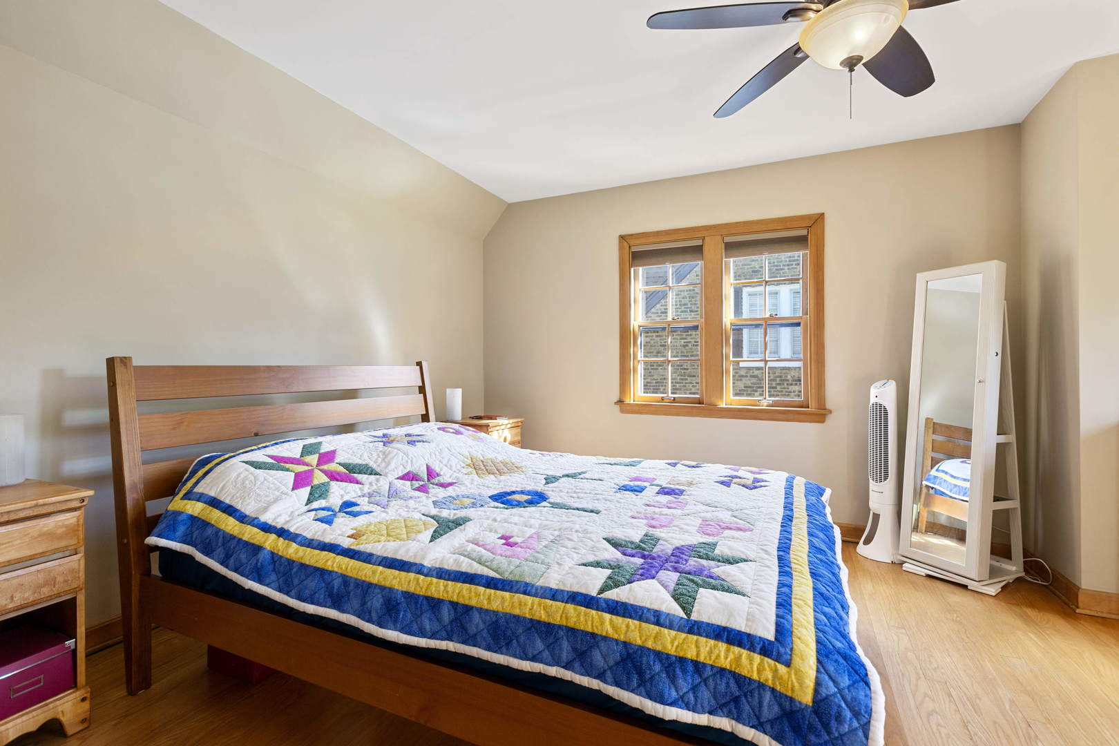 404 Selborne Road Riverside, IL 60546 - Photo 8 of 26 a bedroom with bed and window