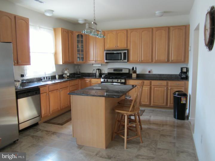 1908 Reilly Road Philadelphia, PA 19115 - Photo 4 of 25 Kitchen