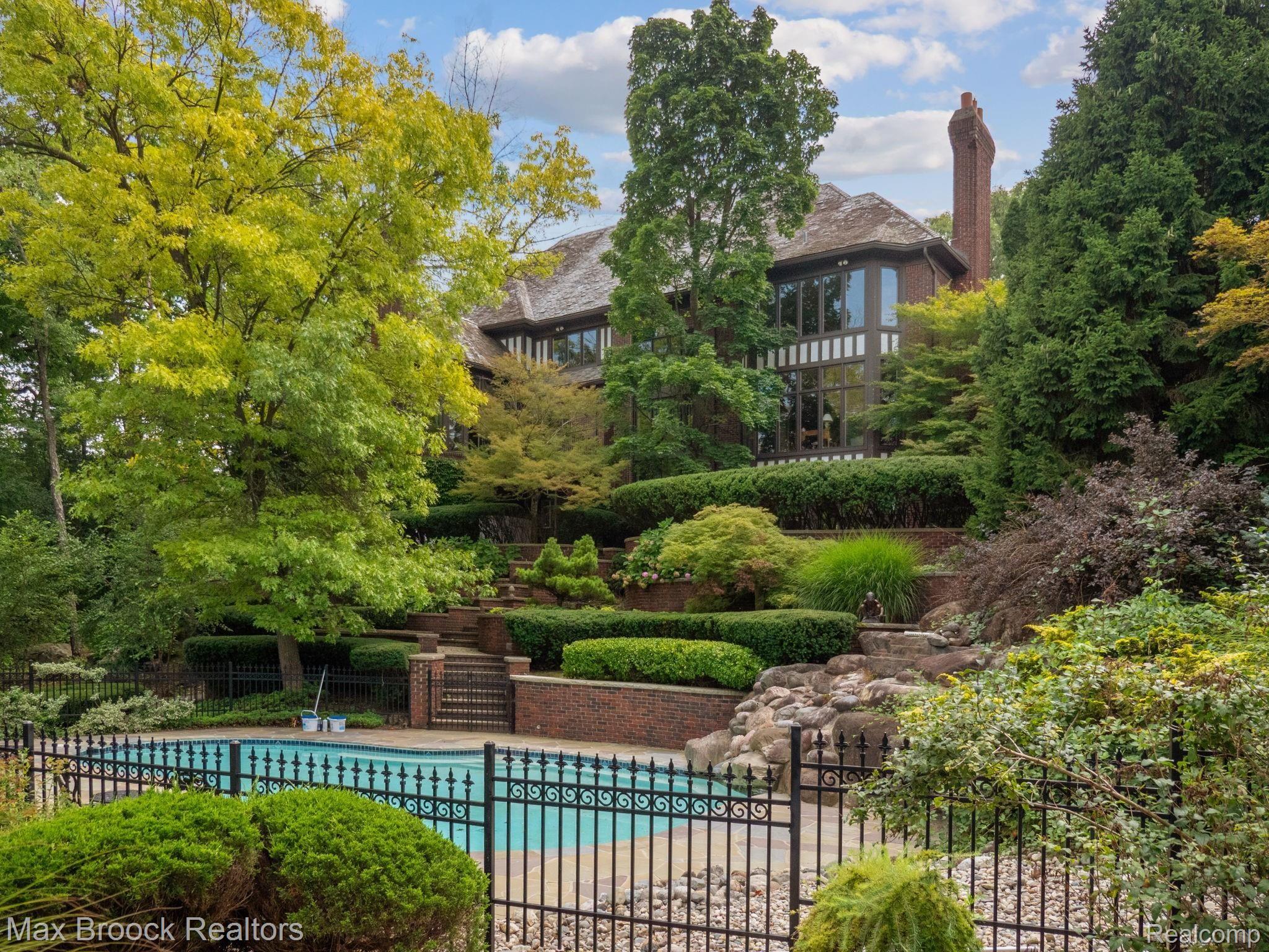 694 Rudgate Road Bloomfield Hills, MI 48304 - Photo 78 of 85 web_P5333138.jpg