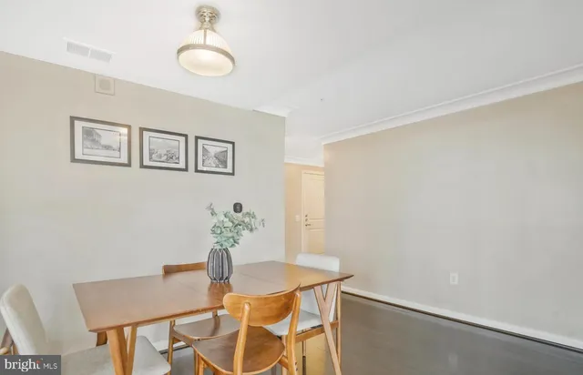 $4,900 | 1021 North Garfield Street, Unit 609, Arlington, VA 22201