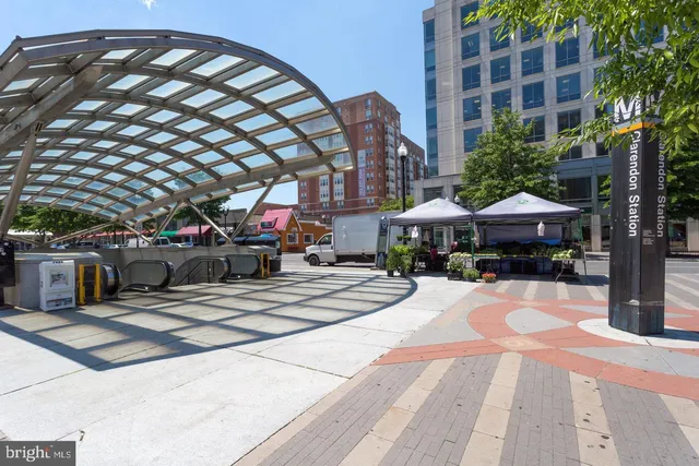 $4,900 | 1021 North Garfield Street, Unit 609, Arlington, VA 22201