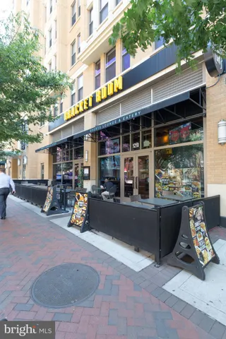 $4,900 | 1021 North Garfield Street, Unit 609, Arlington, VA 22201