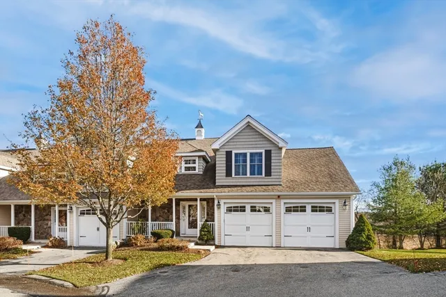 $949,000 | 37 Peaslee Circle, Unit 37, Middleton, MA 01949