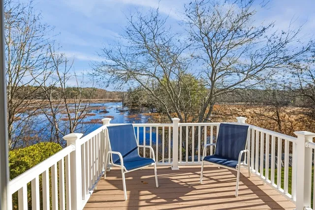 $949,000 | 37 Peaslee Circle, Unit 37, Middleton, MA 01949