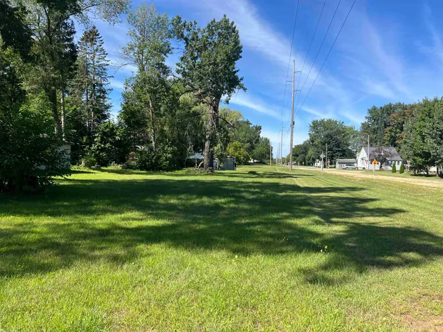 $6,999 | Lafayette Street, Unit 1, Shawano, WI 54166