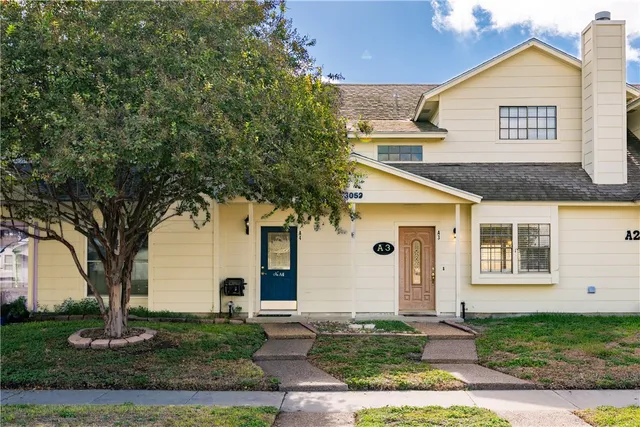 $1,850 | 3052 Quail Springs Road, Unit A4, Corpus Christi, TX 78414