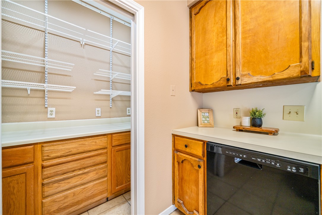 3052 Quail Springs Road, Unit A4 Corpus Christi, TX 78414 - Photo 11 of 26