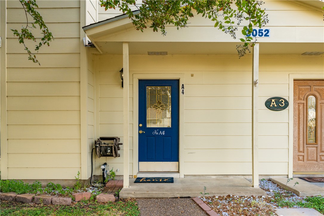 3052 Quail Springs Road, Unit A4 Corpus Christi, TX 78414 - Photo 3 of 26