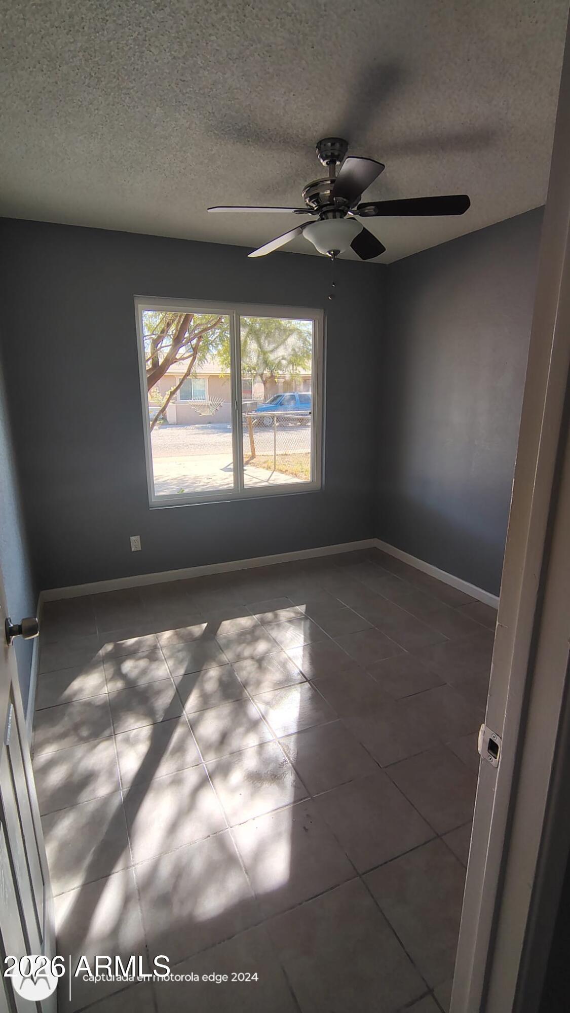 7038 West Fillmore Street Phoenix, AZ 85043 - Photo 9 of 17 8b55ac2b-73fb-426d-9528-0f8abc42ea5b