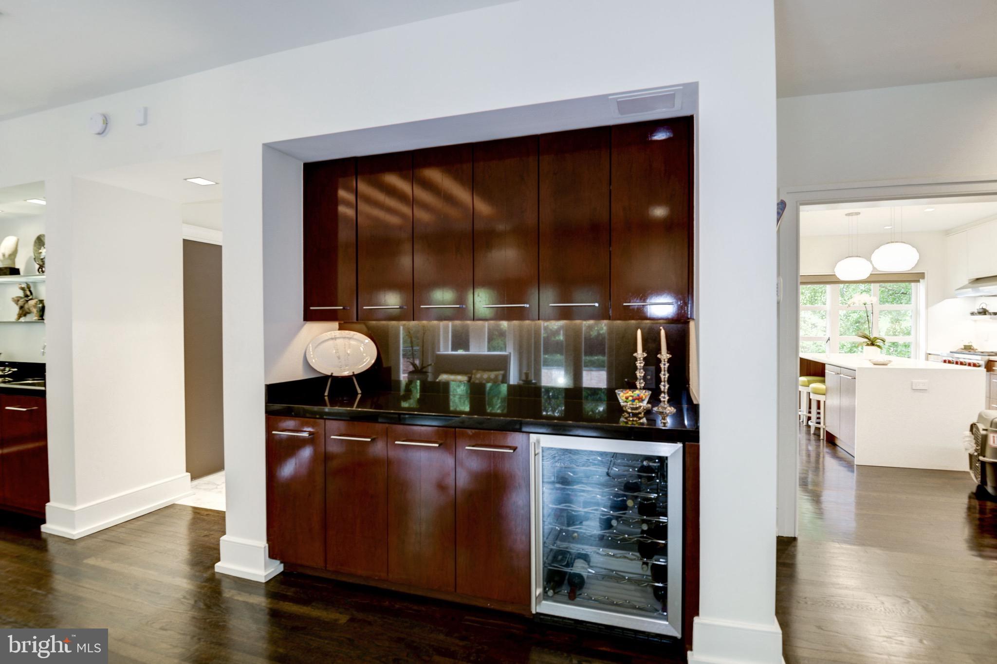 4620 Foxhall Crescent Northwest Washington, DC 20007 - Photo 12 of 49 Living Room Bar