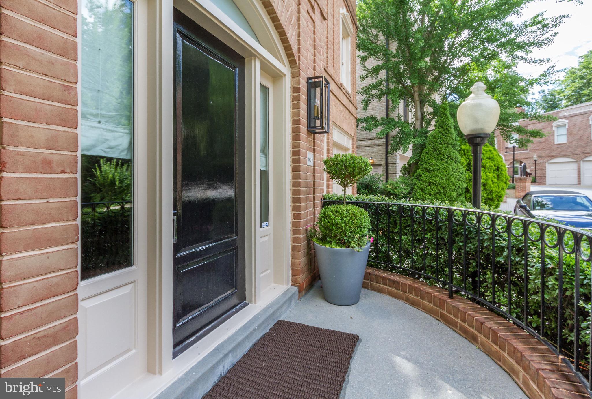 4620 Foxhall Crescent Northwest Washington, DC 20007 - Photo 3 of 49 Homefront