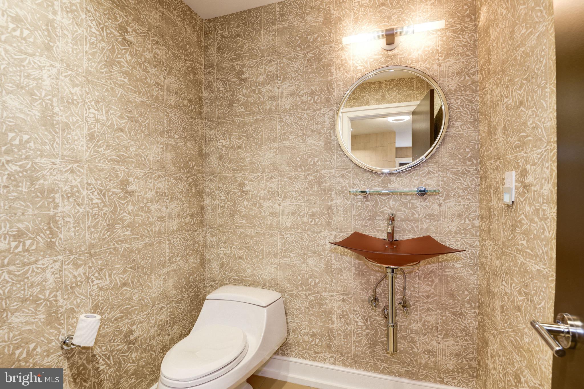 4620 Foxhall Crescent Northwest Washington, DC 20007 - Photo 40 of 49 Fourth Bath