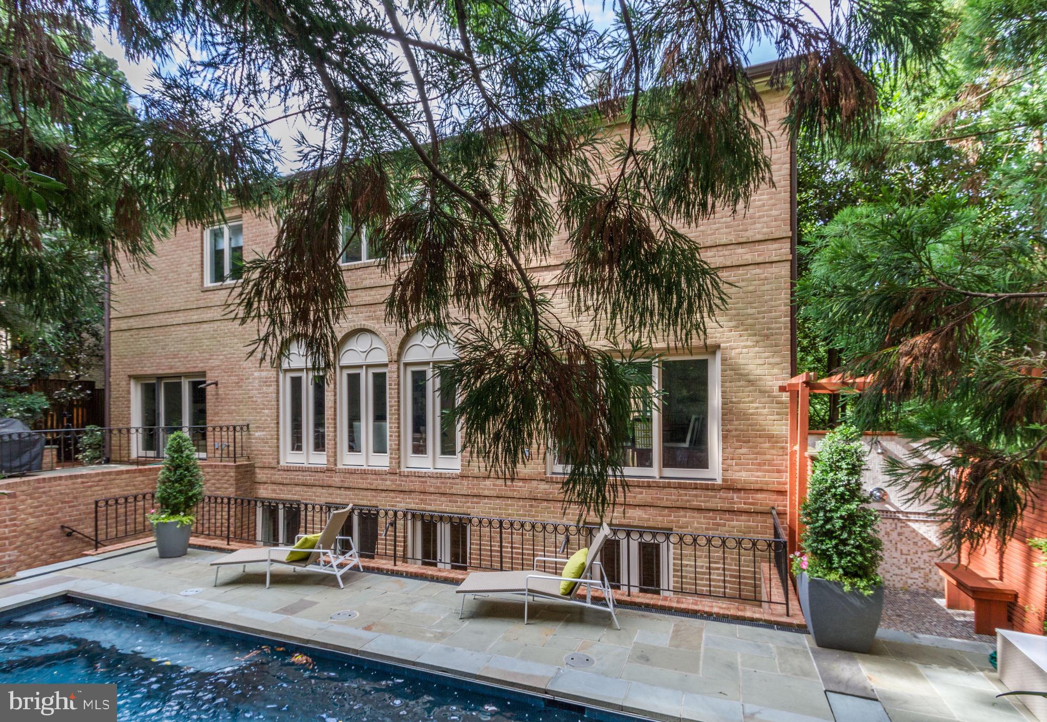 4620 Foxhall Crescent Northwest Washington, DC 20007 - Photo 41 of 49 Rear Exposure