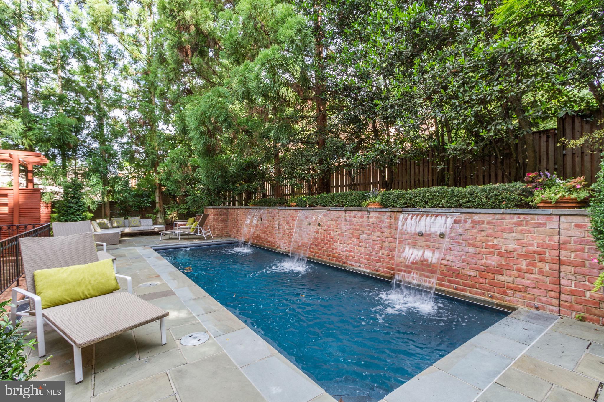 4620 Foxhall Crescent Northwest Washington, DC 20007 - Photo 44 of 49 Swimming Pool