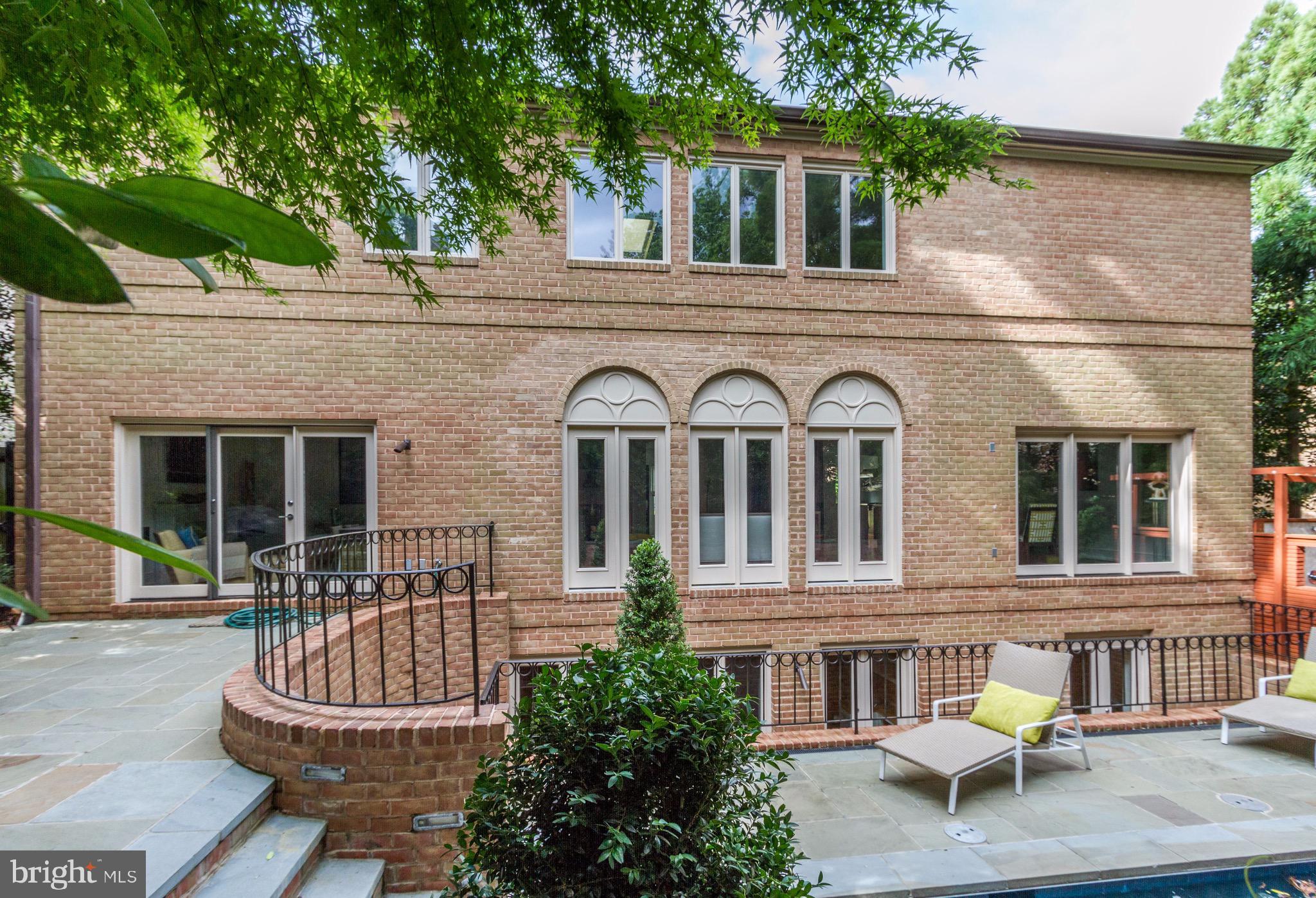 4620 Foxhall Crescent Northwest Washington, DC 20007 - Photo 46 of 49 Rear Exposure