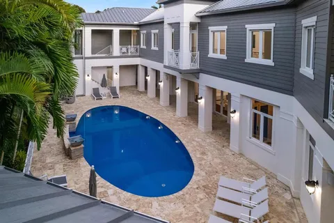 $3,595,000 | 101 Holly Lane, Plantation, FL 33317