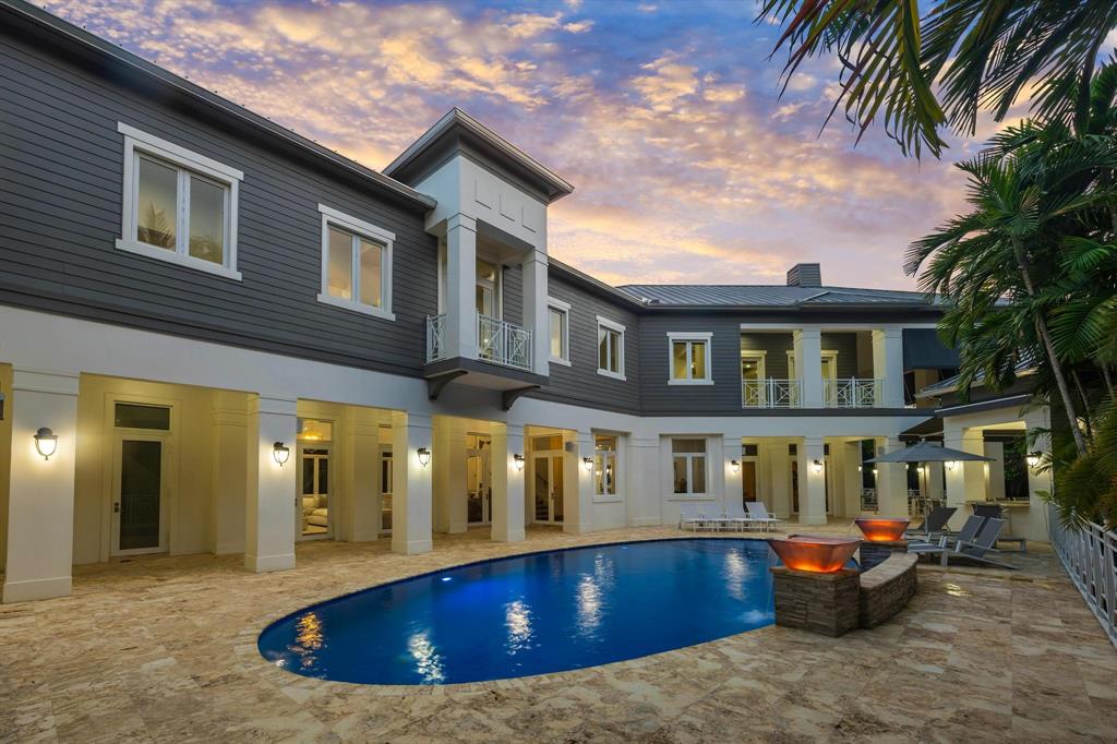 101 Holly Lane Plantation, FL 33317 - Photo 55 of 59 a view of a house with swimming pool and sitting area
