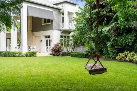 $3,595,000 | 101 Holly Lane, Plantation, FL 33317