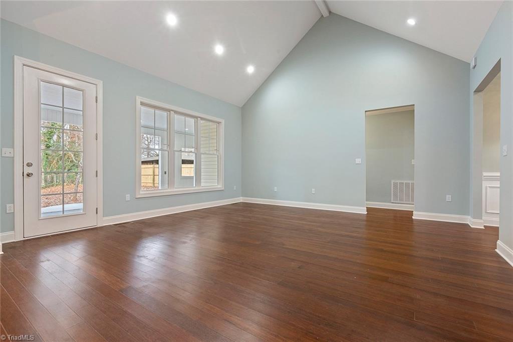 503 Ragsdale Road Jamestown, NC 27282 - Photo 6 of 30 Gallery Image 6