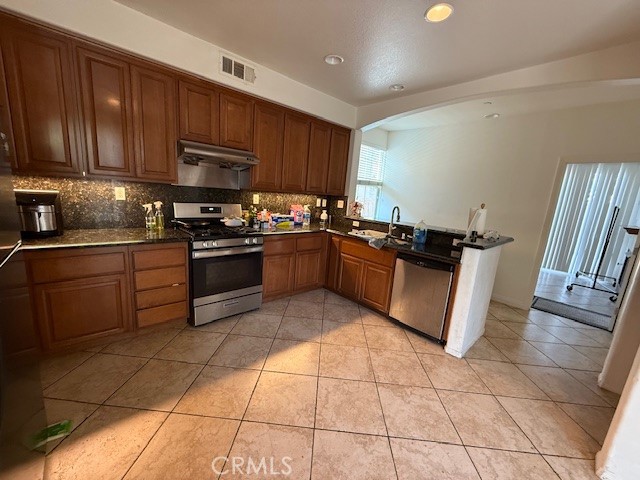 4515 Sandano Street Riverside, CA 92507 - Photo 6 of 24