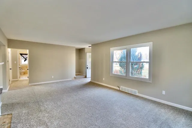 $319,900 | 1721 Morgan Terrace, Beloit, WI 53511