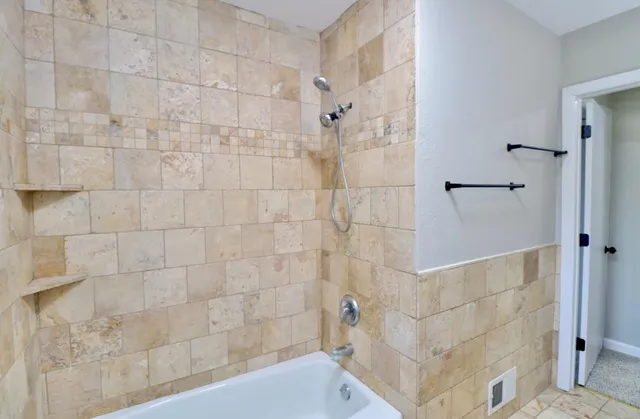 $319,900 | 1721 Morgan Terrace, Beloit, WI 53511