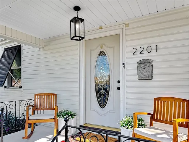 $224,500 | 2201 Lloyds Avenue, Chalmette, LA 70043