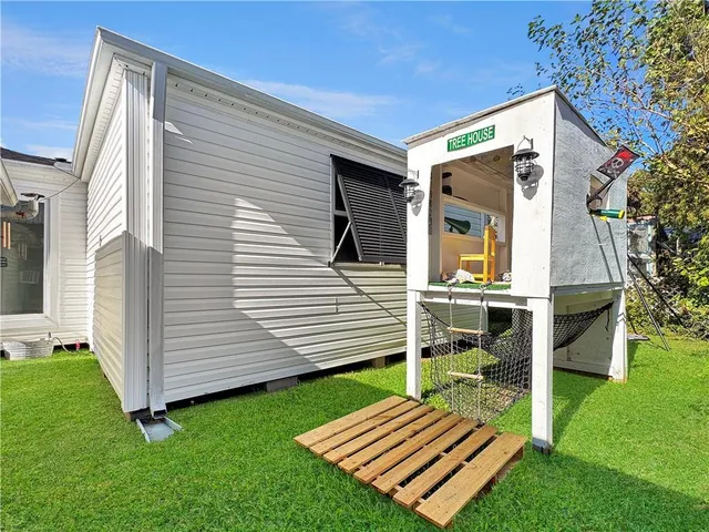 $224,500 | 2201 Lloyds Avenue, Chalmette, LA 70043