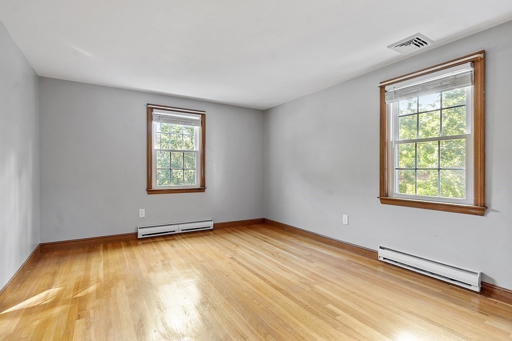 6 Bannister Road Andover, MA 01810 - Photo 18 of 42 Gallery Image 18