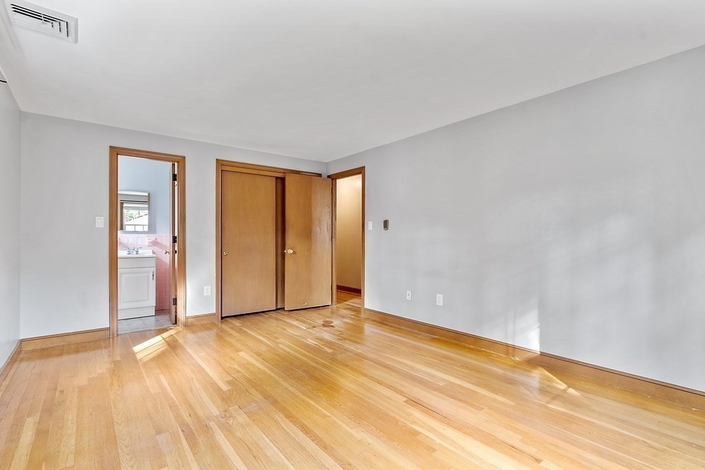 6 Bannister Road Andover, MA 01810 - Photo 20 of 42 Gallery Image 20